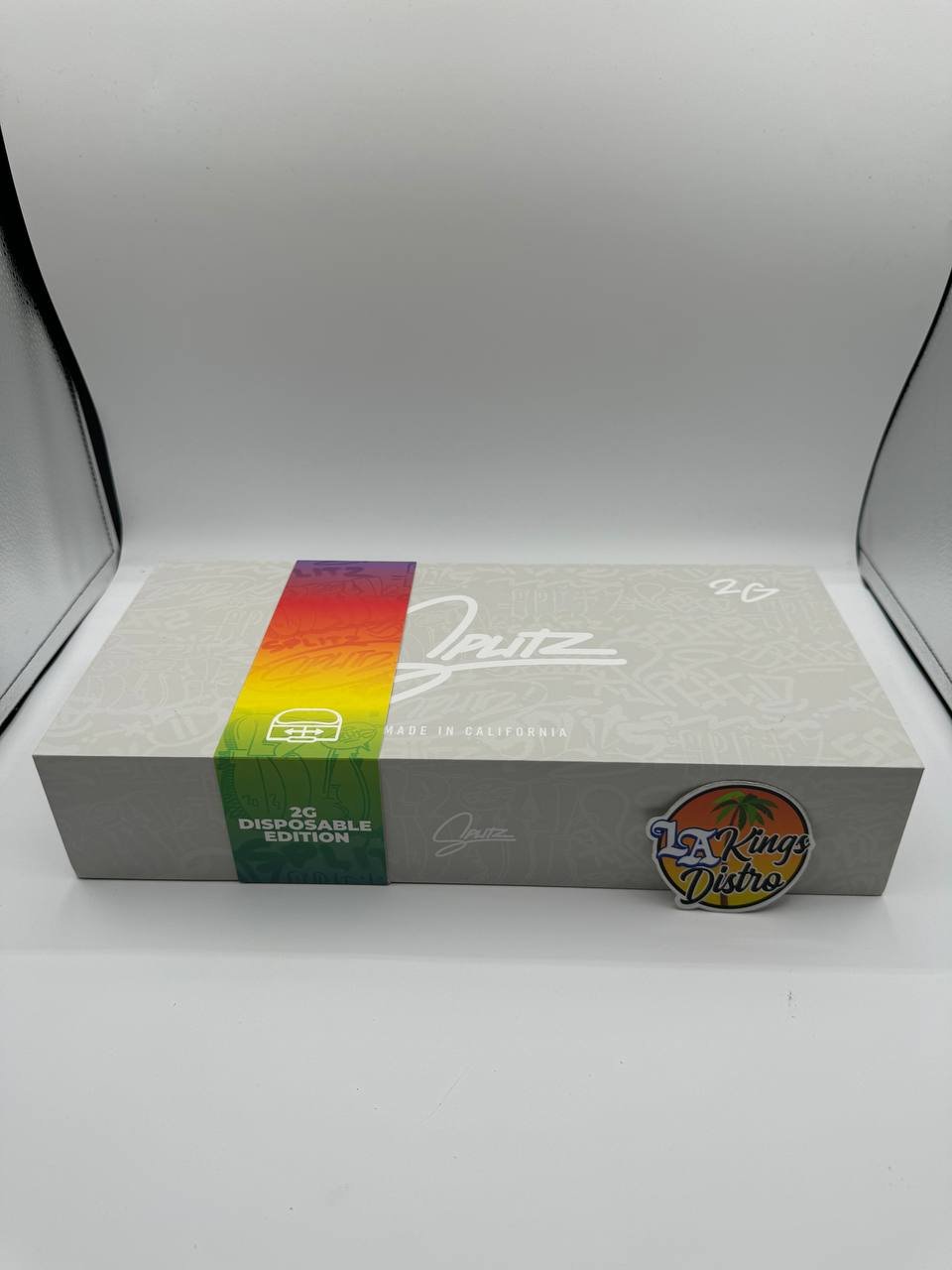 Splitz 2G Disposable Edition box with rainbow band, Made in California branding and dual-chamber 2 gram vape packaging Splitz 2G Disposable Edition box with rainbow band, Made in California branding and dual-chamber 2 gram vape packaging