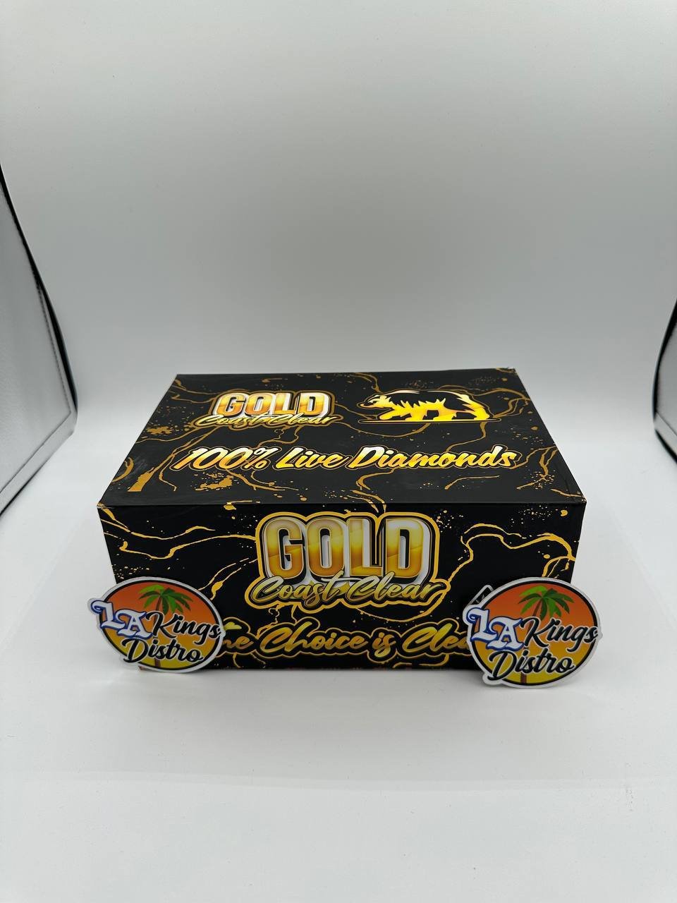 Gold Coast Clear 2G disposable cannabis vape collection with assorted GCC strain and flavor packaging Gold Coast Clear 2G disposable cannabis vape collection with assorted GCC strain and flavor packaging