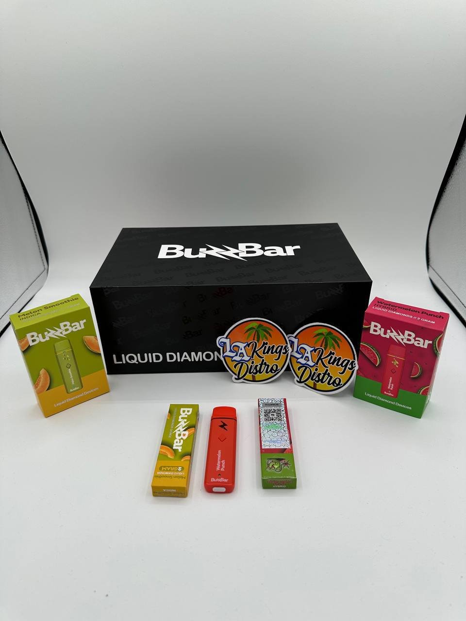 Authentic Buzz Bar 2G Liquid Diamonds disposable with Melon Smoothie and Watermelon Punch packaging. Authentic Buzz Bar 2G Liquid Diamonds disposable with Melon Smoothie and Watermelon Punch packaging.