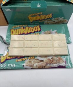 MedLabs edible collection featuring six 600mg chocolate-bar varieties and a 1000mg Nerds Rope box